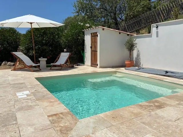 Piscine coque modèle Palma installée